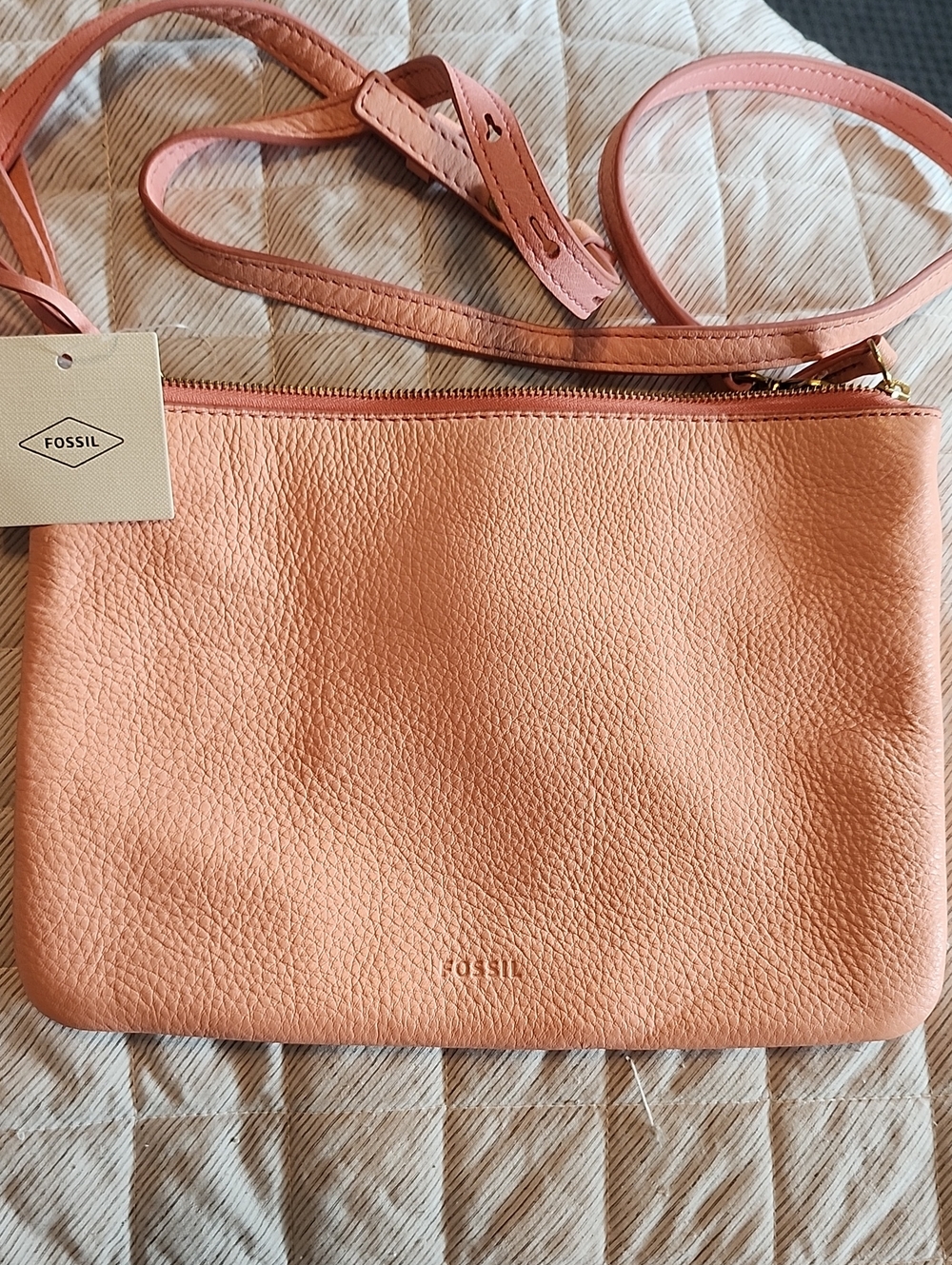 Fossil Peach-Pink Pebbled Leather Crossbody